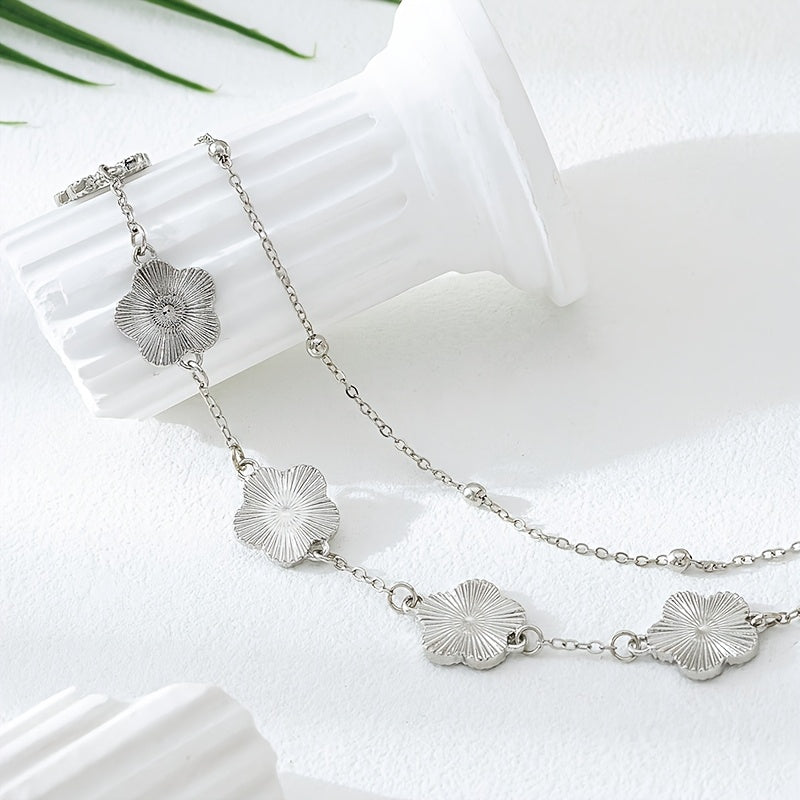 Men's Clover Pendant Bracelet