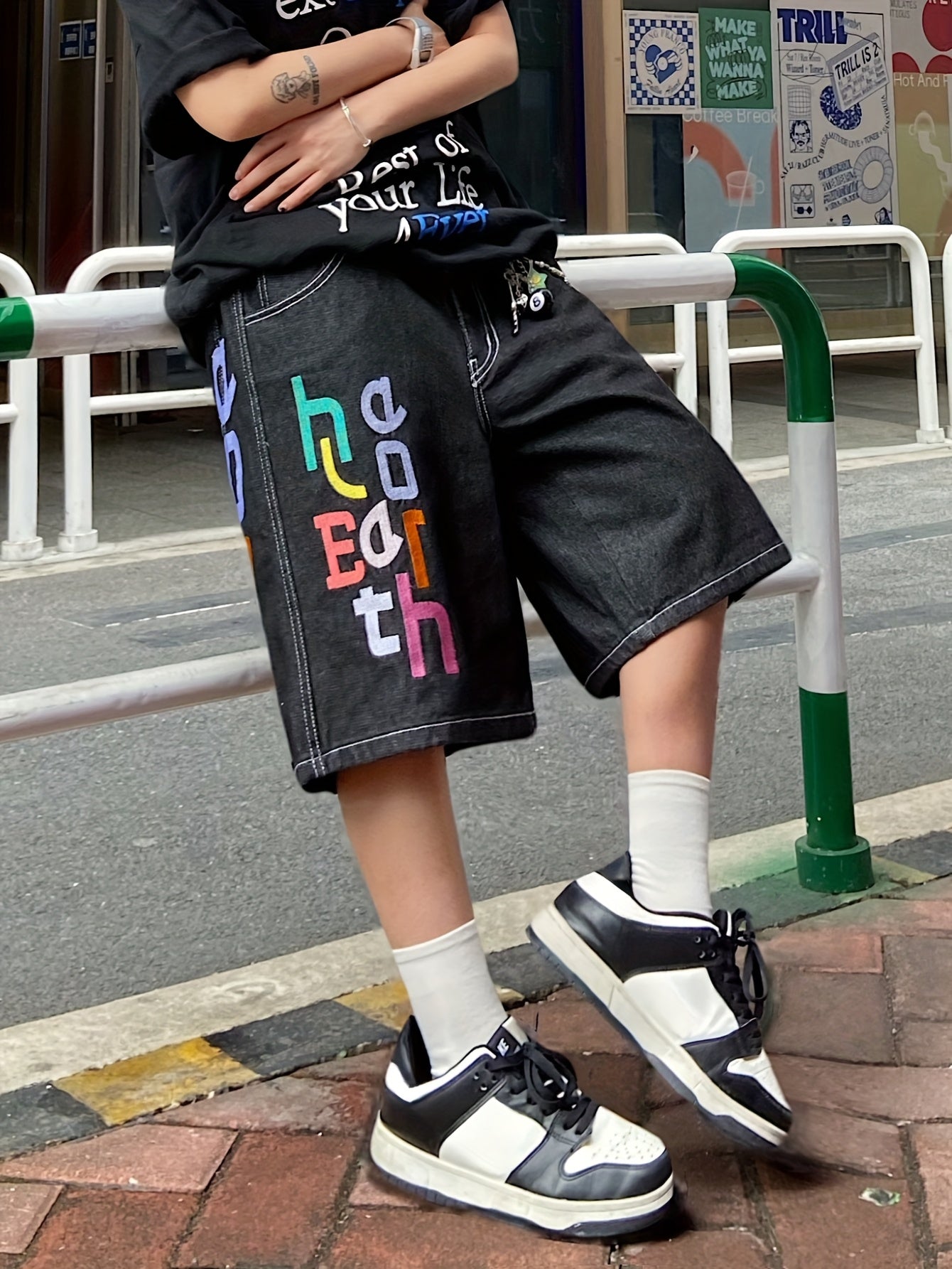 Loose Fit Knee-Length Denim Shorts