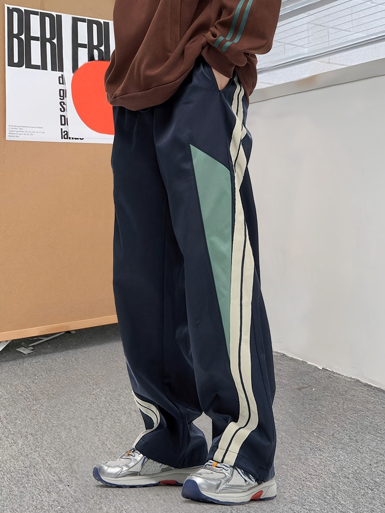 Loose Fit Sweatpants