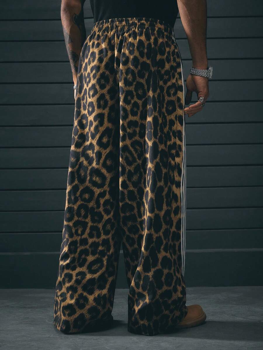 Leopard Pattern Loose Fit Straight Leg Men's Pants