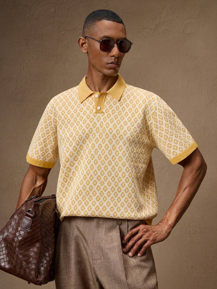 Business Casual Men's Vintage Yellow Jacquard Knit Slim Fit Short Sleeve Tee