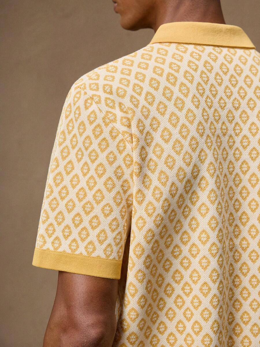 Business Casual Men's Vintage Yellow Jacquard Knit Slim Fit Short Sleeve Tee