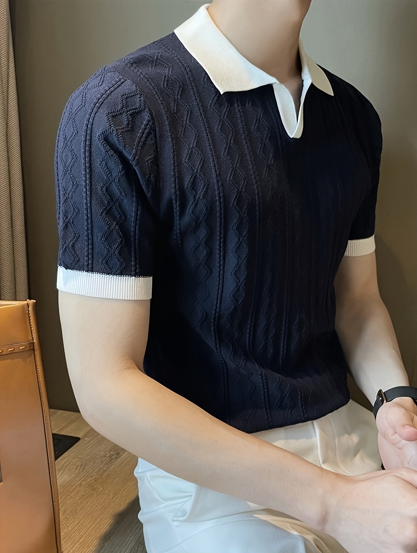 Men's Summer Slim Fit Contrast Collar Short Sleeve Knit Sweater