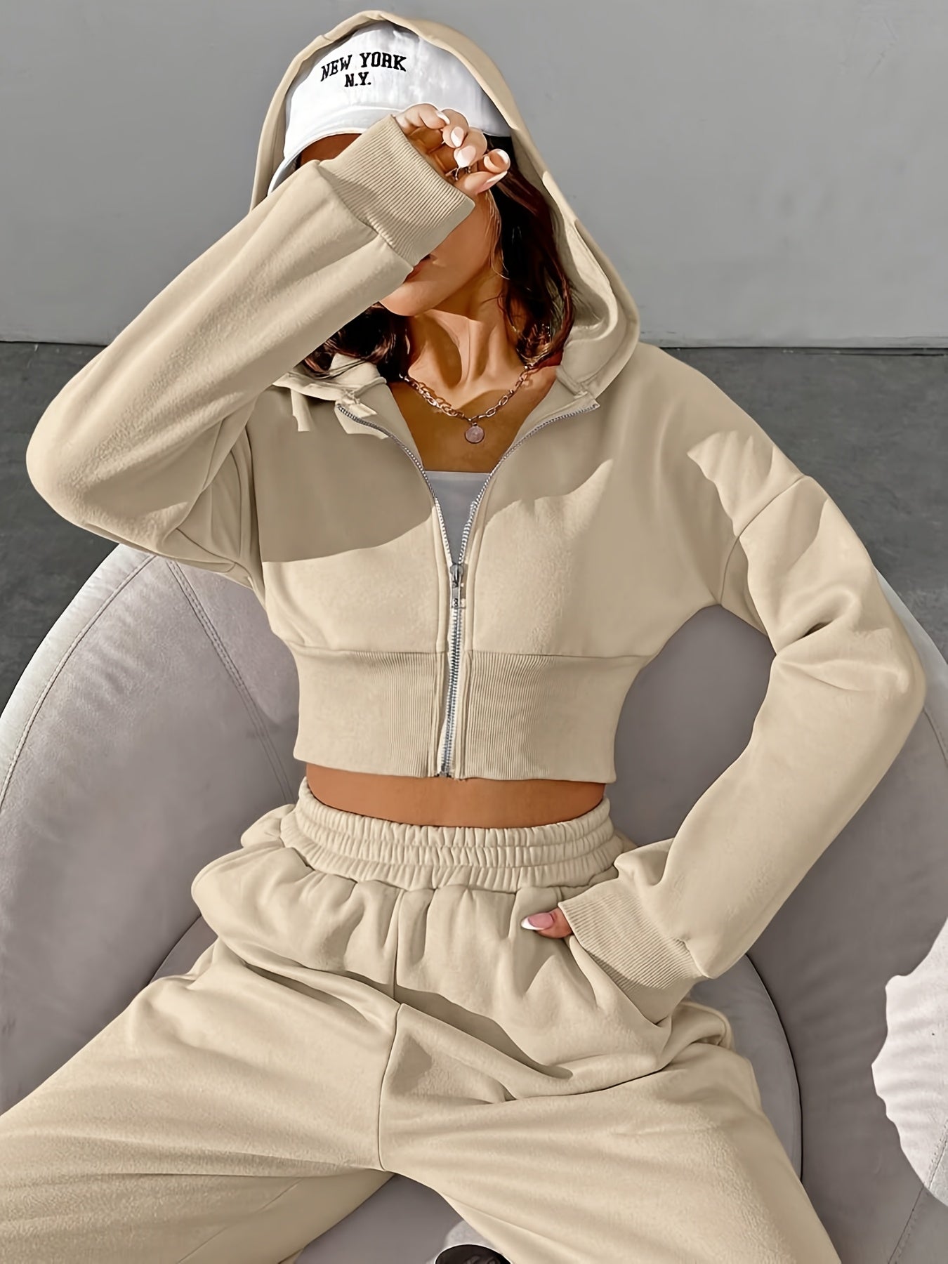 Women'S Zip-Up Hoodie and Pants Two-Piece Set -
