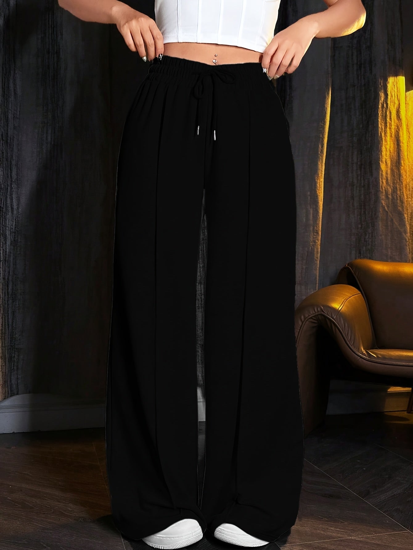Women's Wide-Leg Trousers