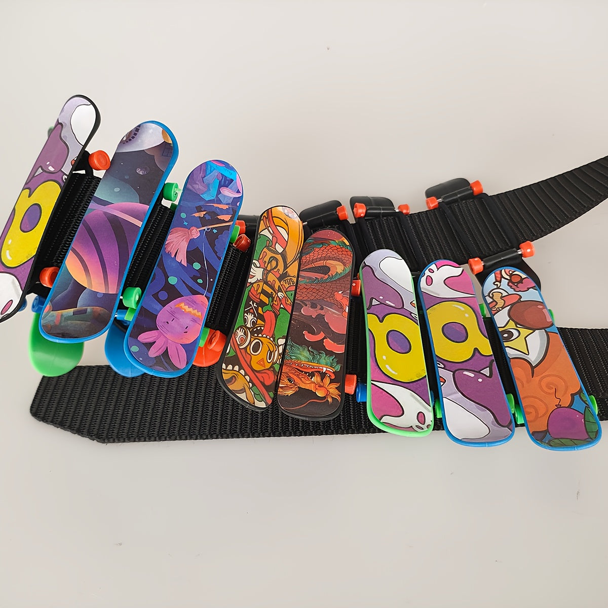 Funky Skateboard & Car Charm Belt