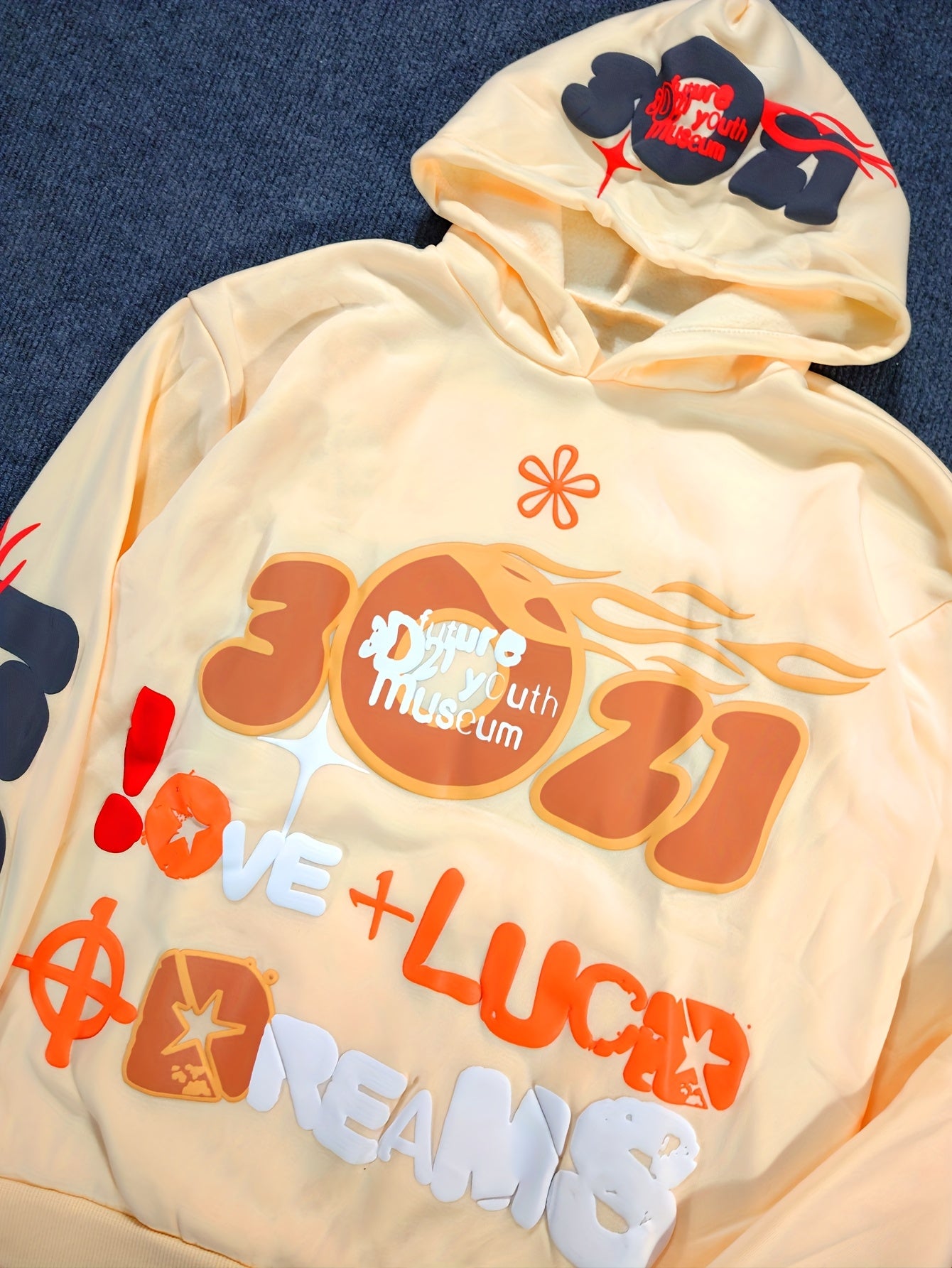 NEW GRAPHIC HOODIE