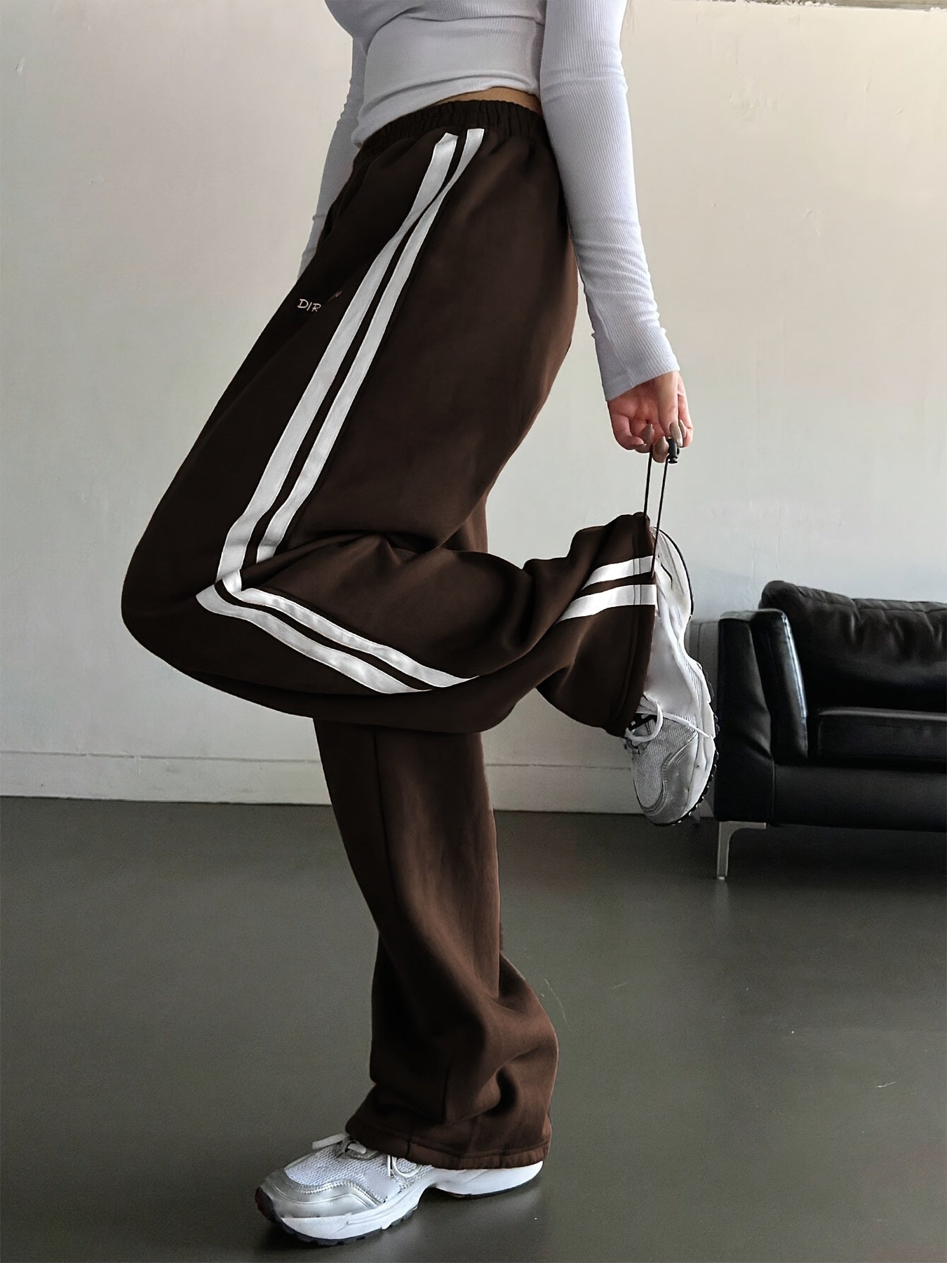 Women's High-Waisted Pants