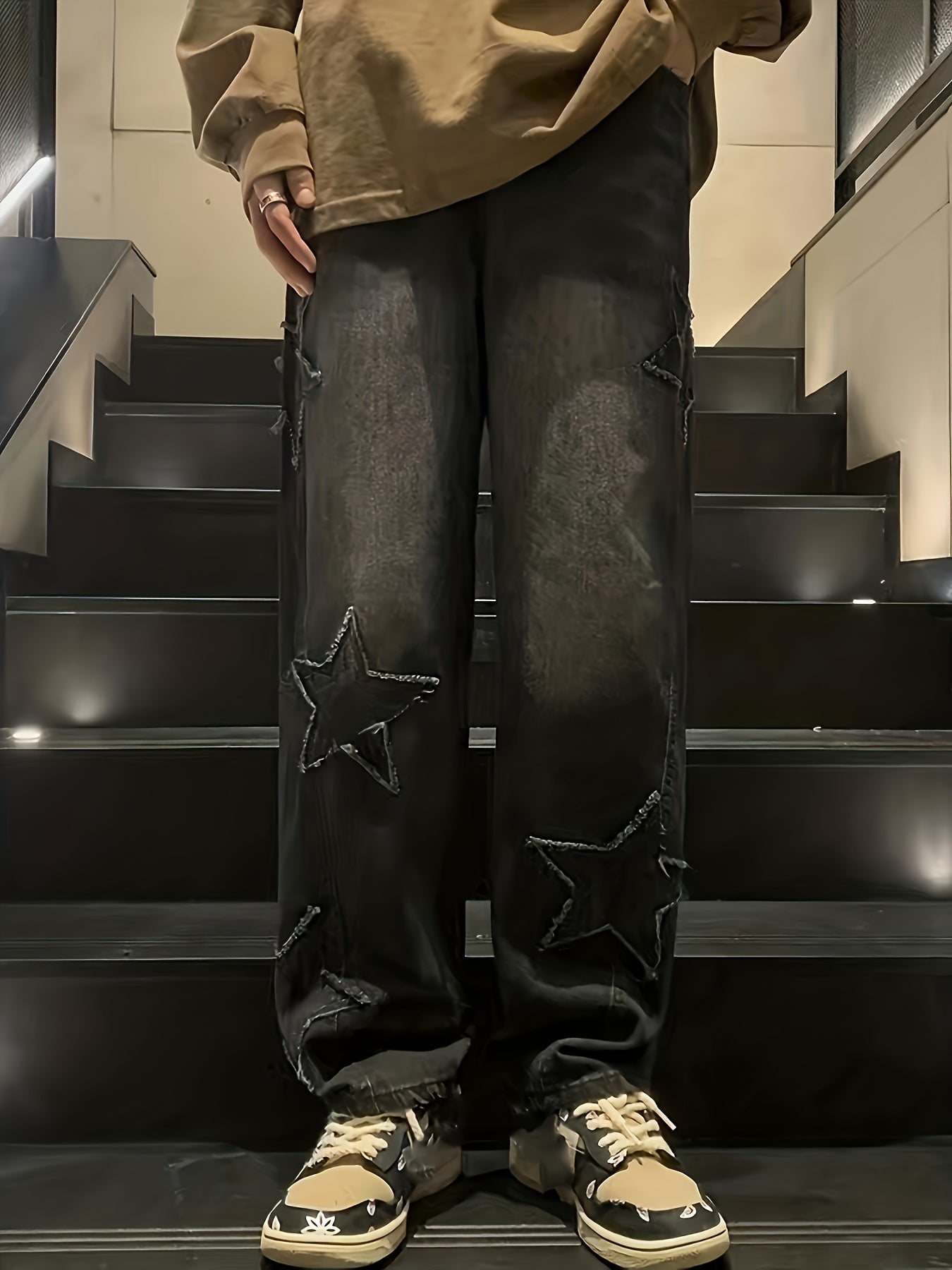 Star Embroidered Loose-Fit Jeans