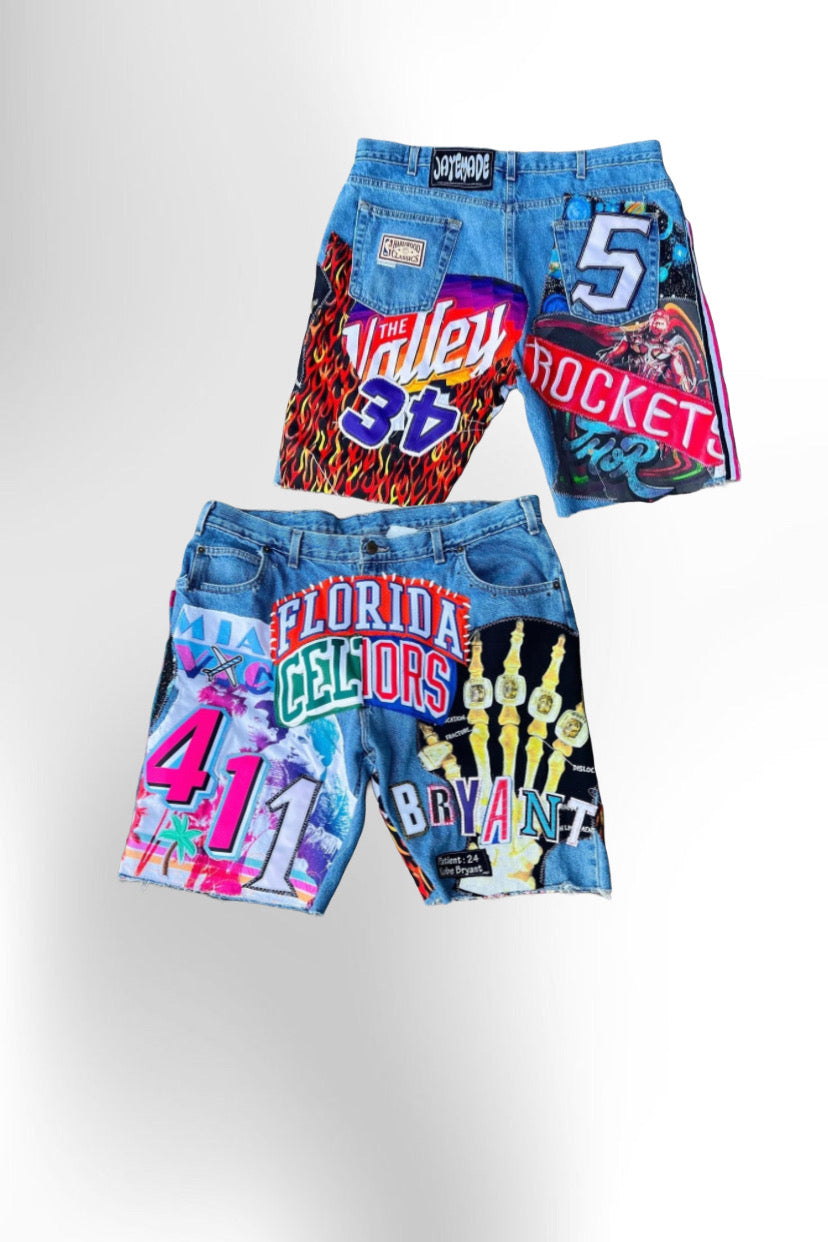GRAPHIC DENIM SHORTS