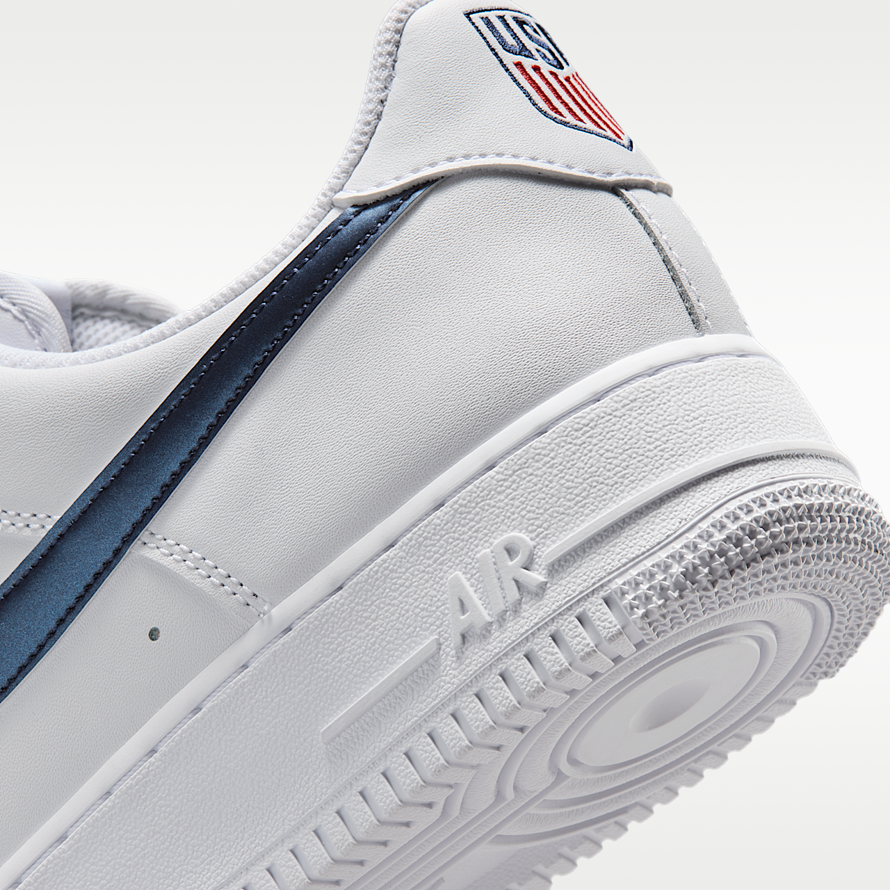 Nike Air Force 1 '07 LV8 'USA' Men's Shoes White/University Red/University Red/Midnight Navy