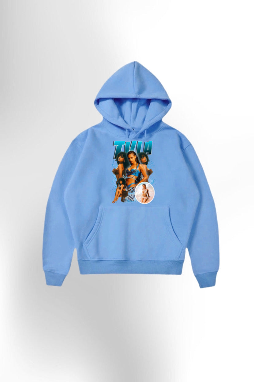 Graphic Hoodie Tyla
