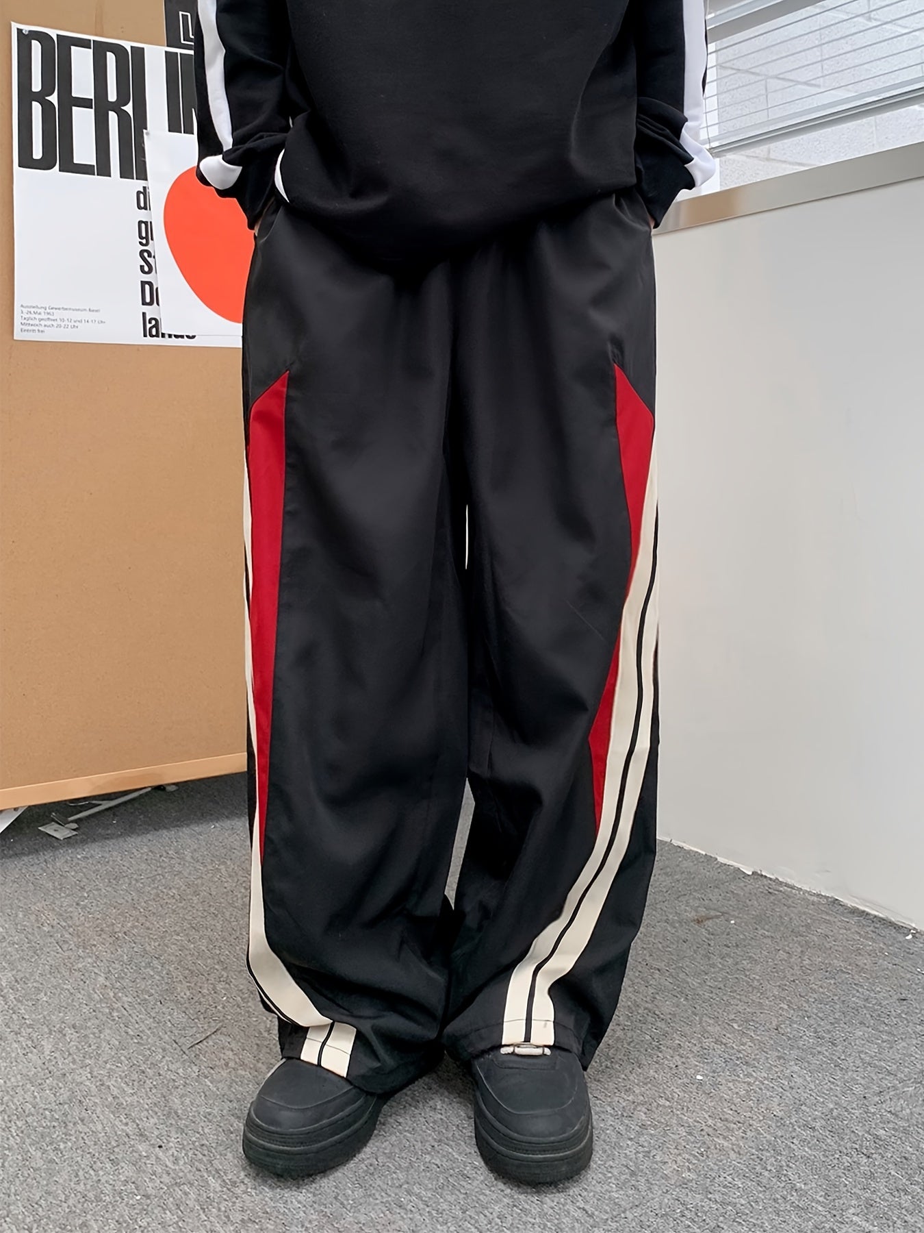 Loose Fit Sweatpants