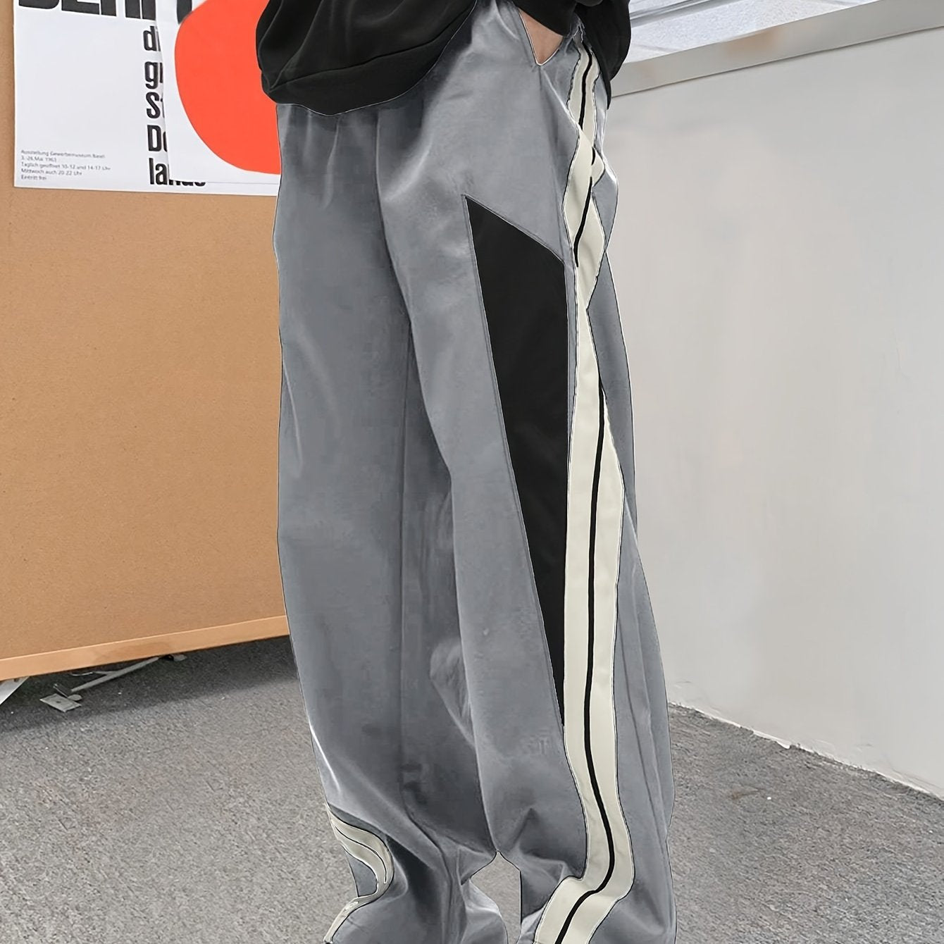 Loose Fit Sweatpants
