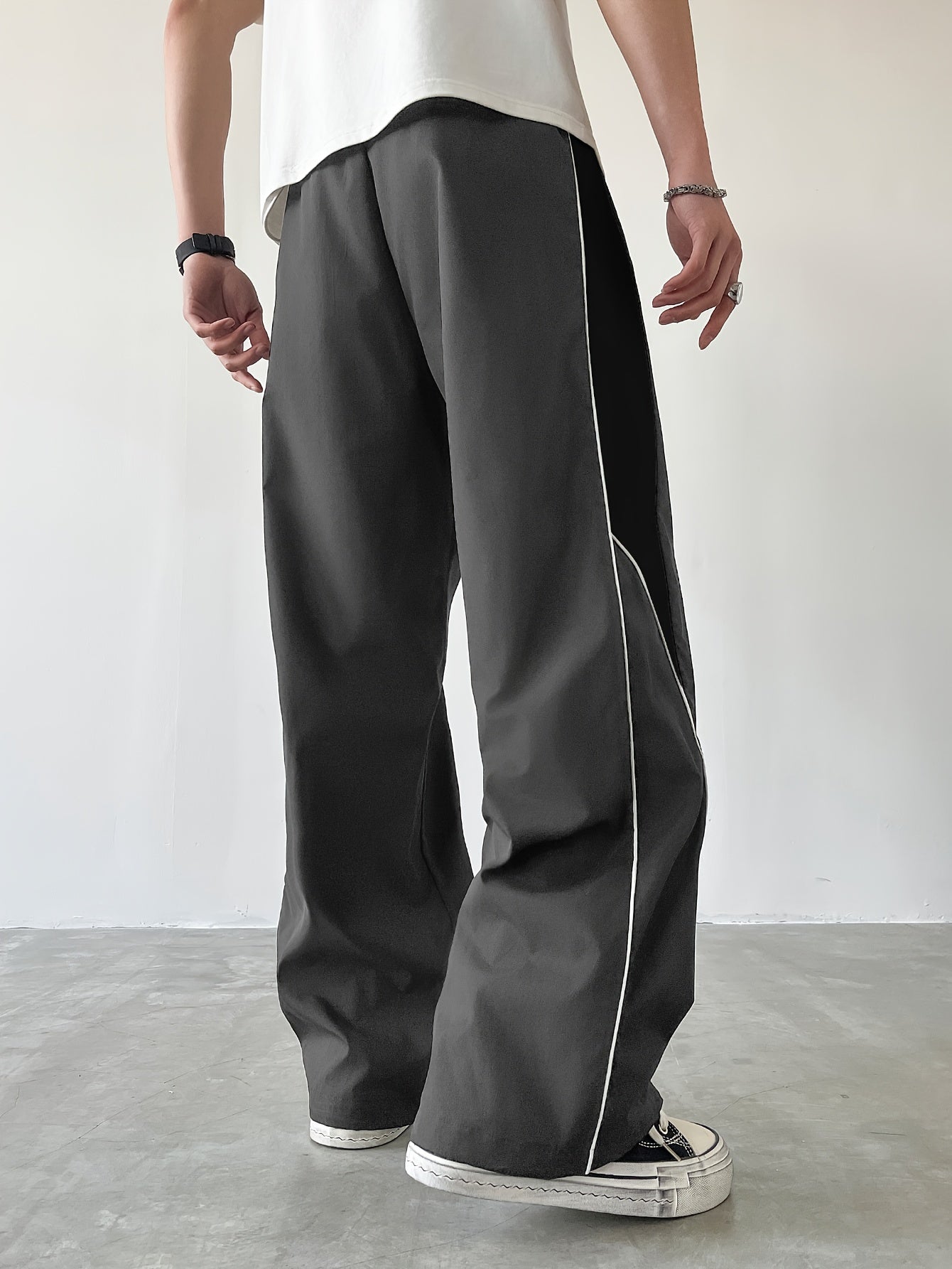Men's Loose Fit Casual Joggers
