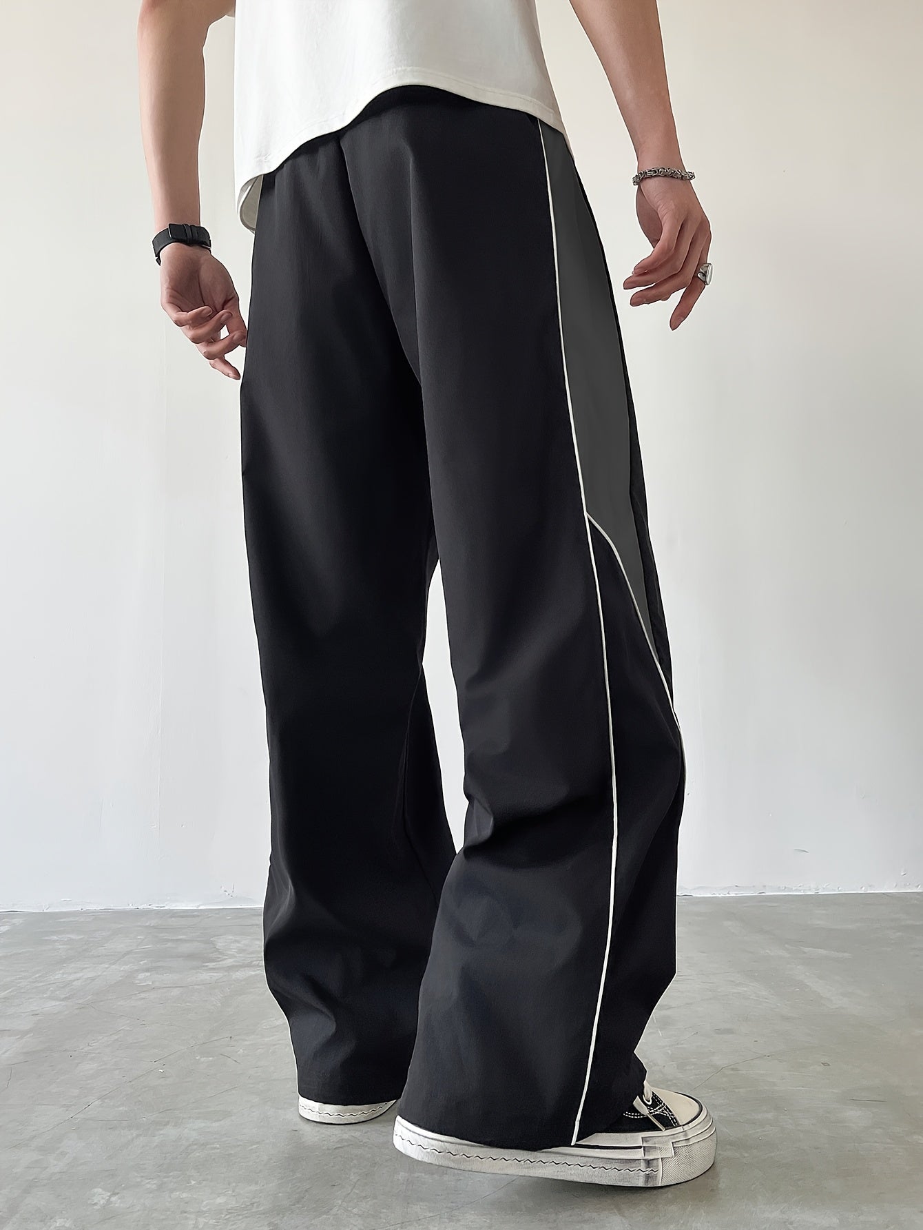 Men's Loose Fit Casual Joggers