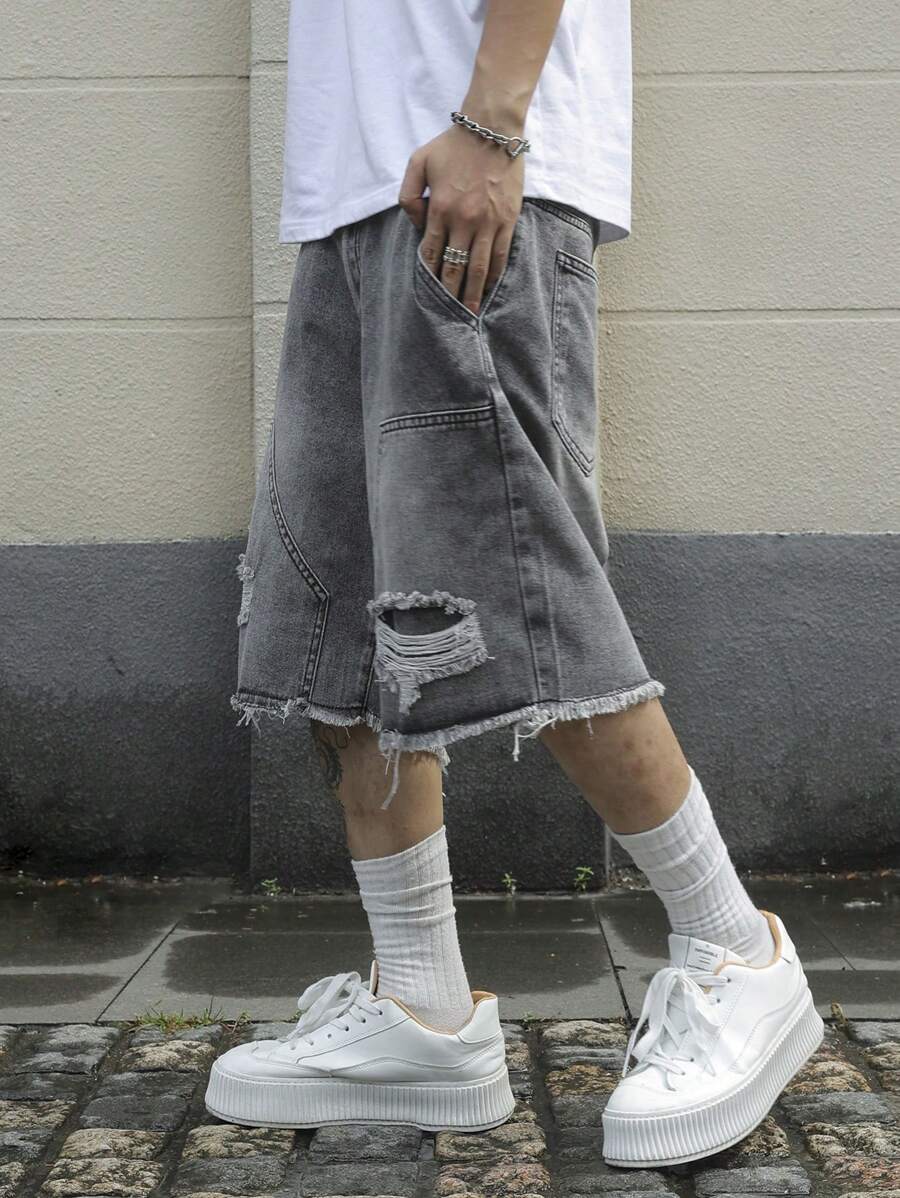 Men's Pocket Distressed Raw Hem Loose Fit Jorts