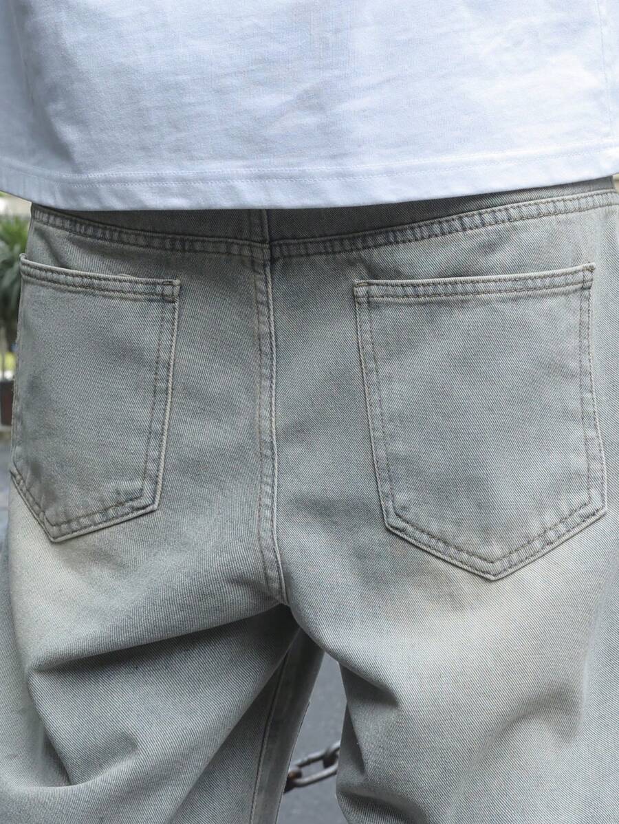 Men's Pocket Distressed Raw Hem Loose Fit Jorts