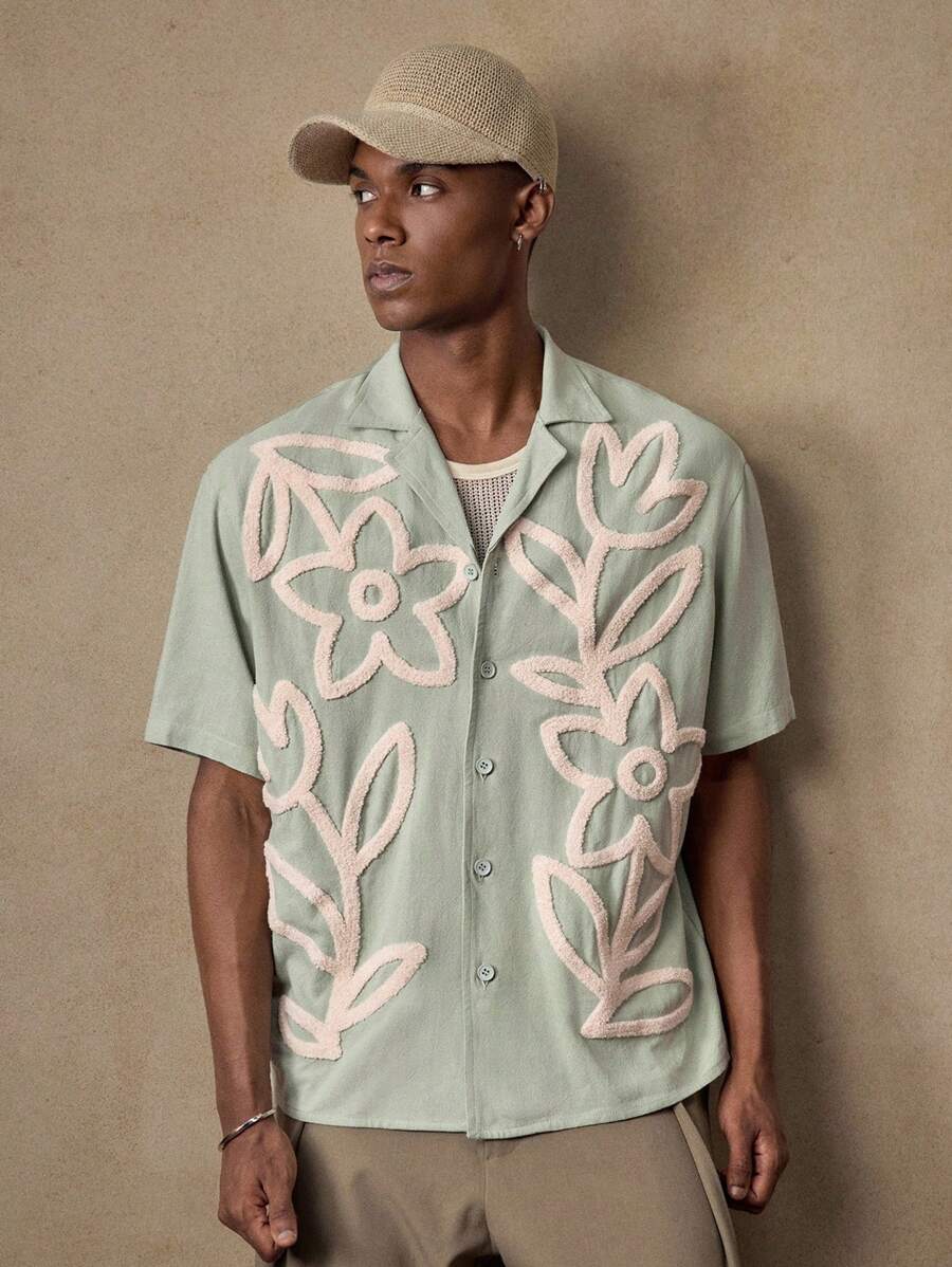 Men's Business Casual Embroidered Floral Pattern Woven Casual Short Sleeve Loose Shirt