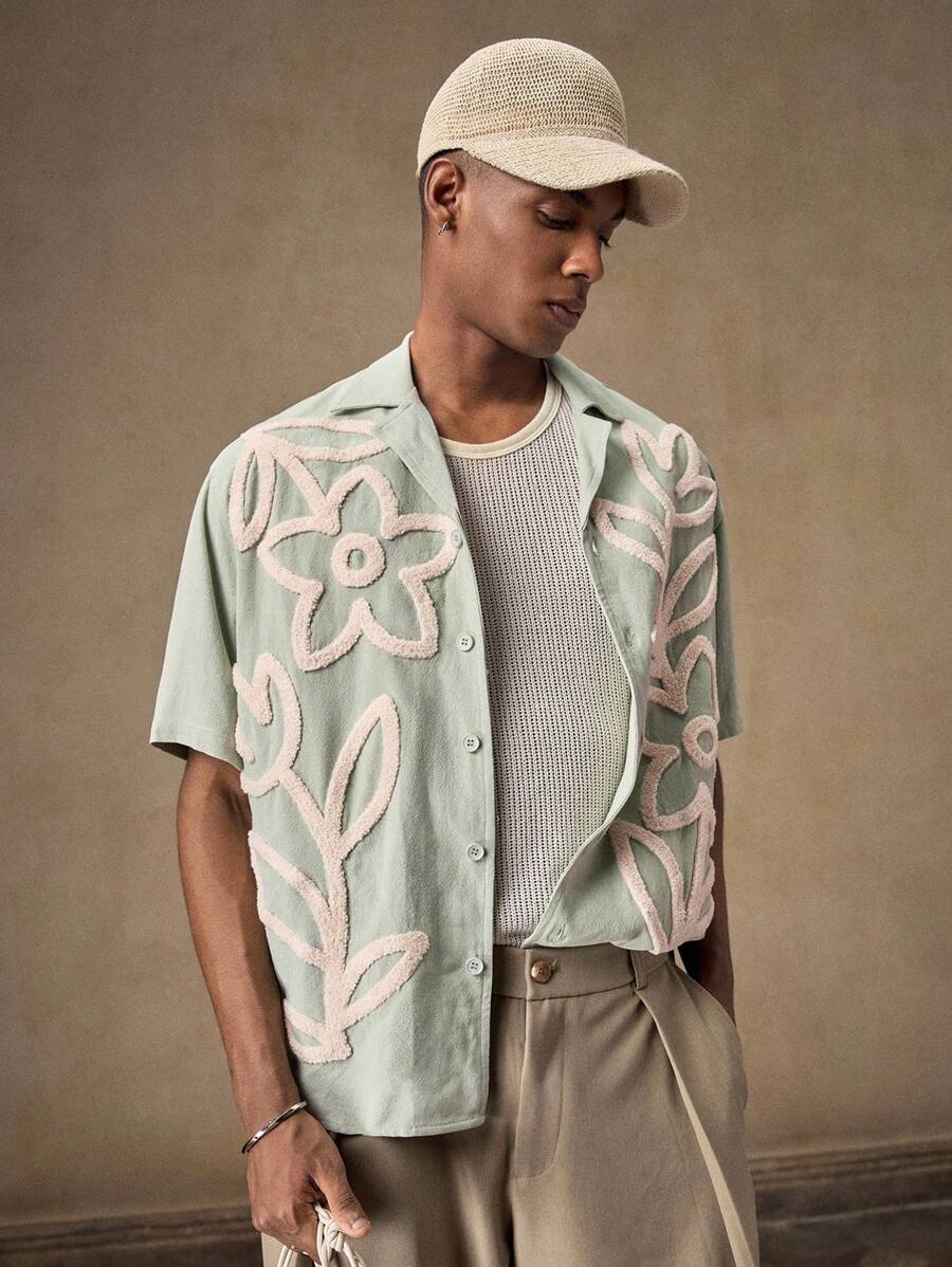 Men's Business Casual Embroidered Floral Pattern Woven Casual Short Sleeve Loose Shirt
