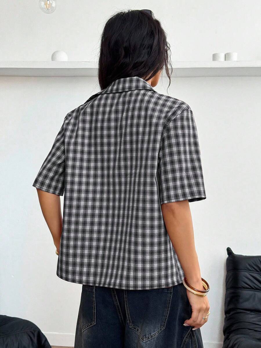 Women Crooped Zip Pocket Short Sleeve Shirt
