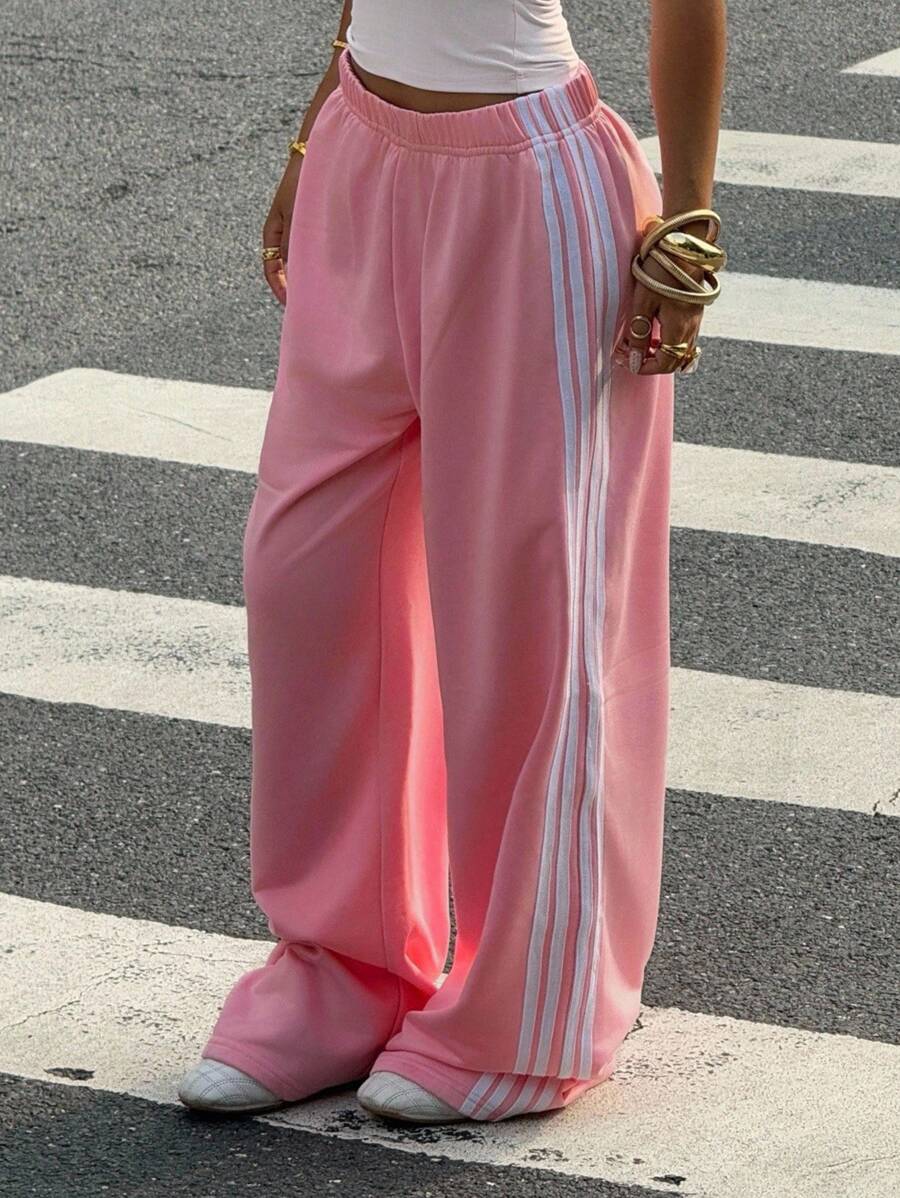Women's Striped Knitted Wide-Leg Sweatpants