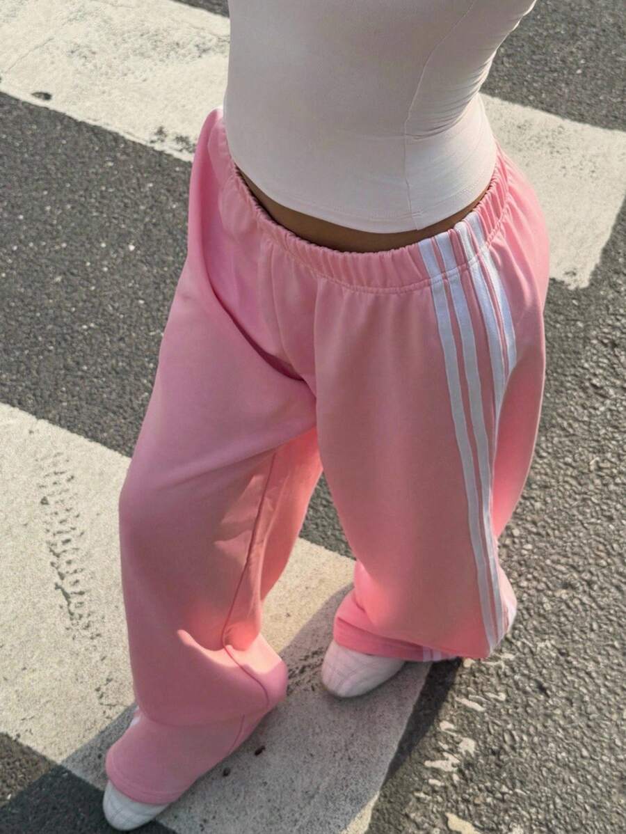 Women's Striped Knitted Wide-Leg Sweatpants
