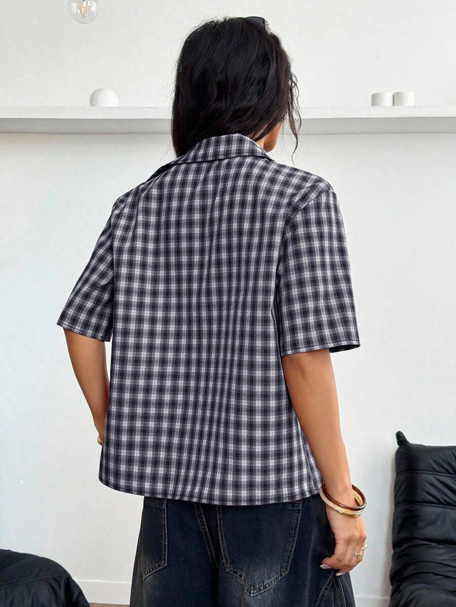 Women Crooped Zip Pocket Short Sleeve Shirt