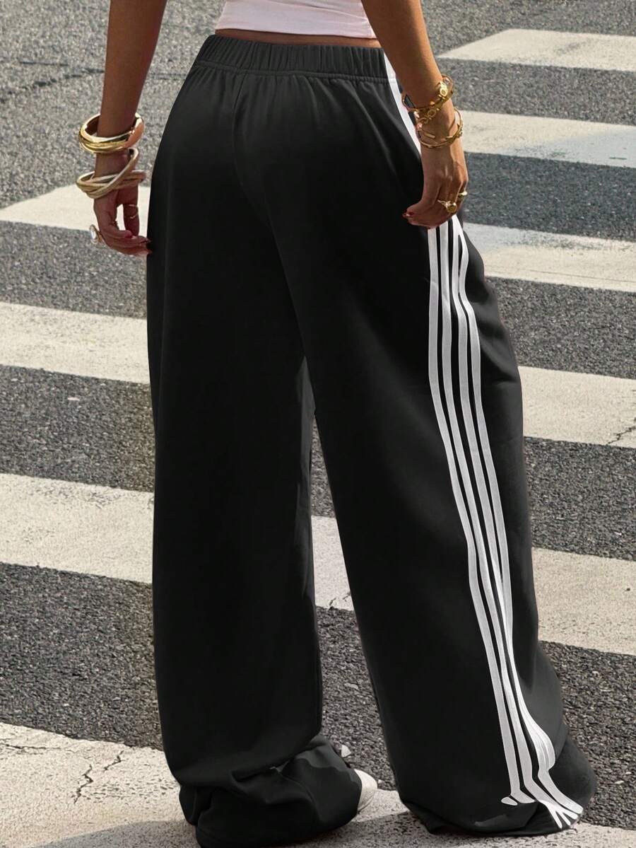 Women's Striped Knitted Wide-Leg Sweatpants