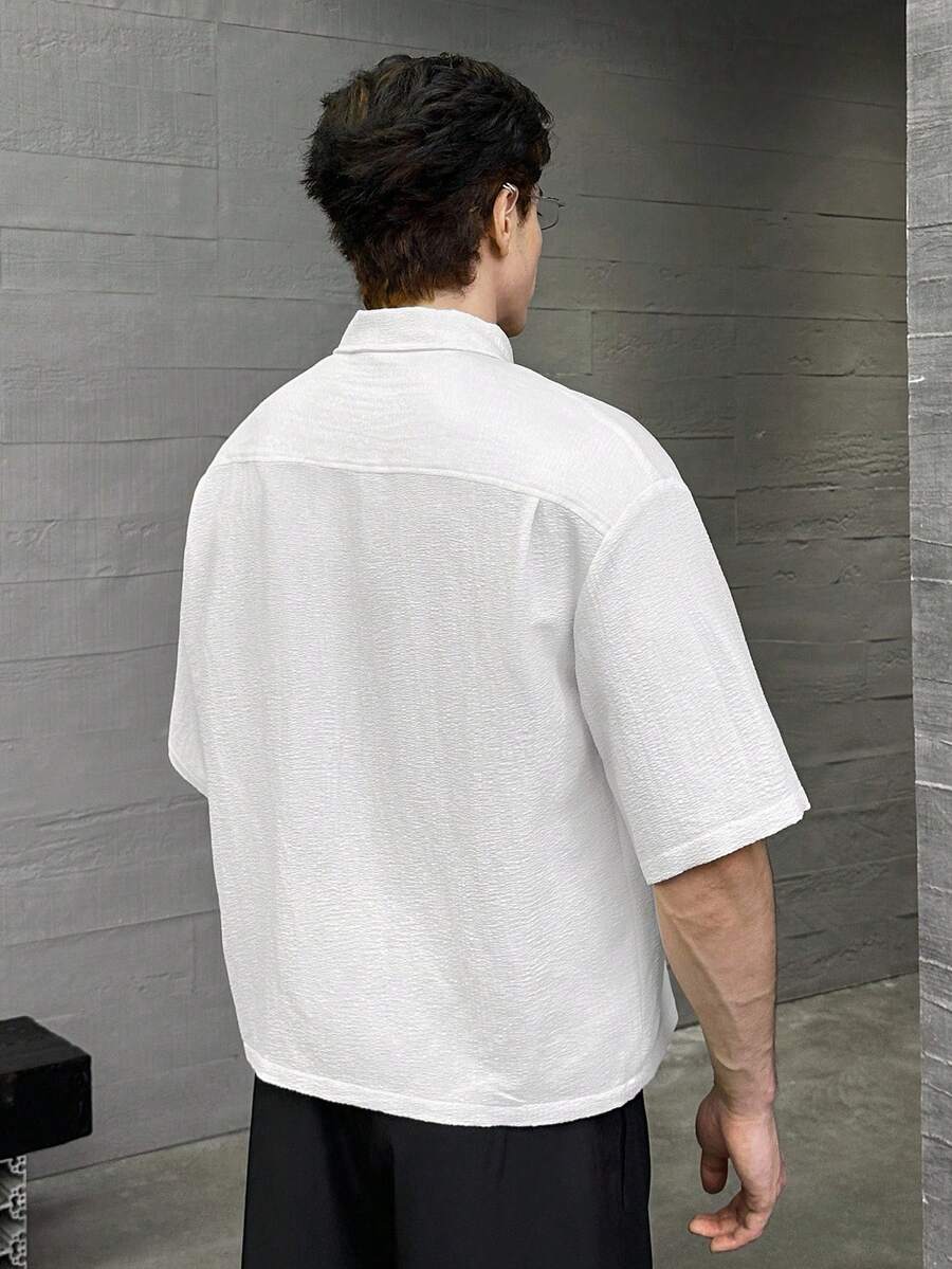 Men's Casual Fashionable Woven Short Sleeve Shirt With Embroidered Polar Bear Design, Suitable For Summer