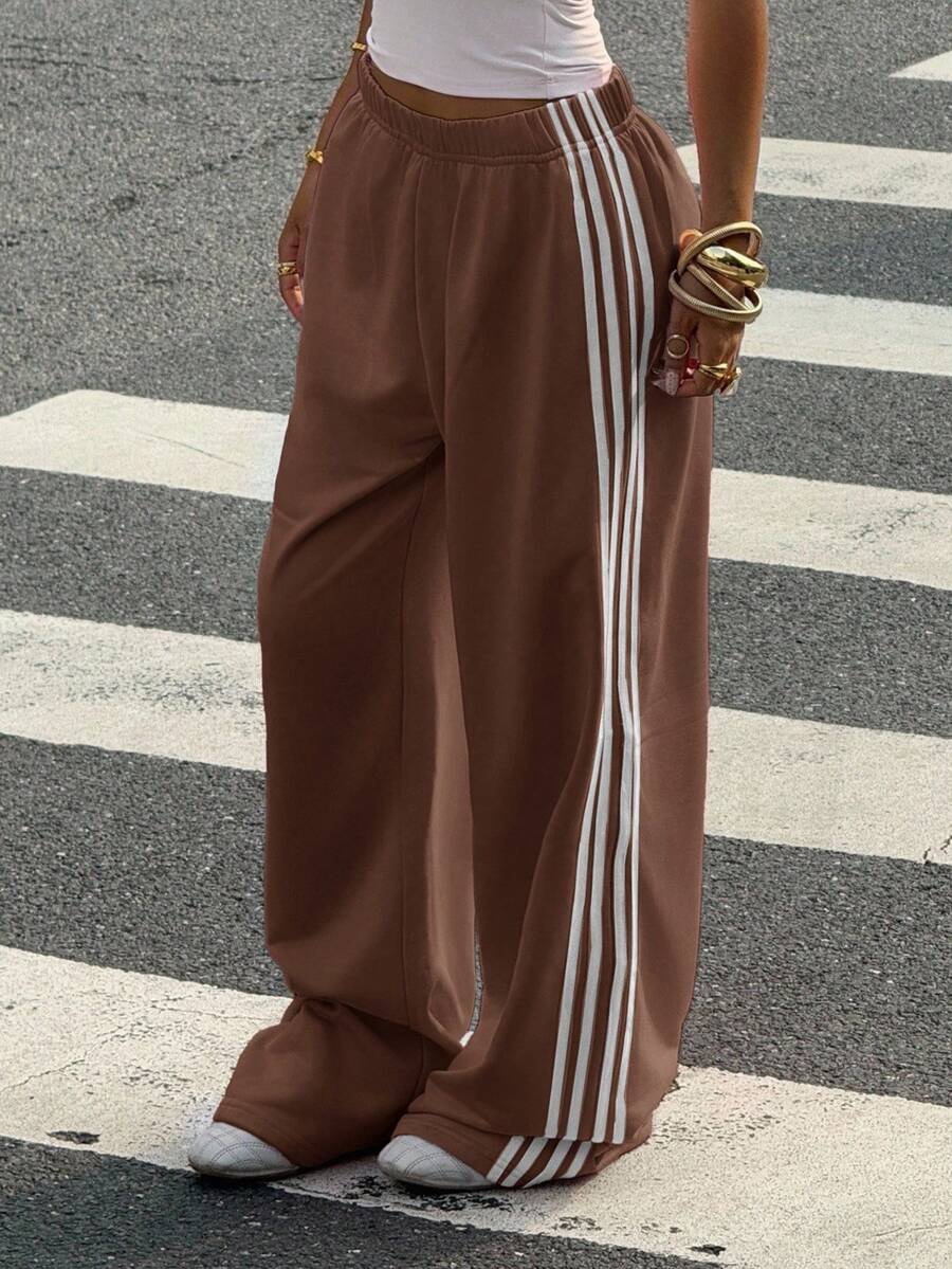 Women's Striped Knitted Wide-Leg Sweatpants