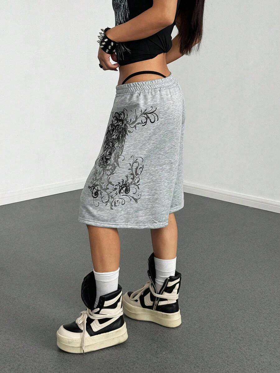 Women's Loose Fit Punk Print Capri Pants