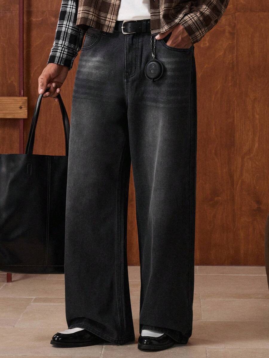 Men's Loose Fit Wide-Leg Pocket Jeans