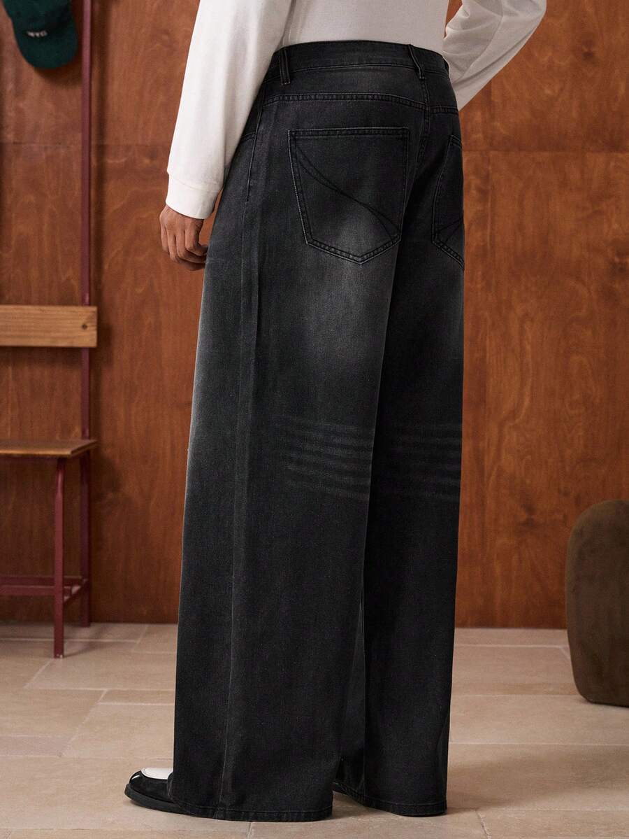 Men's Loose Fit Wide-Leg Pocket Jeans