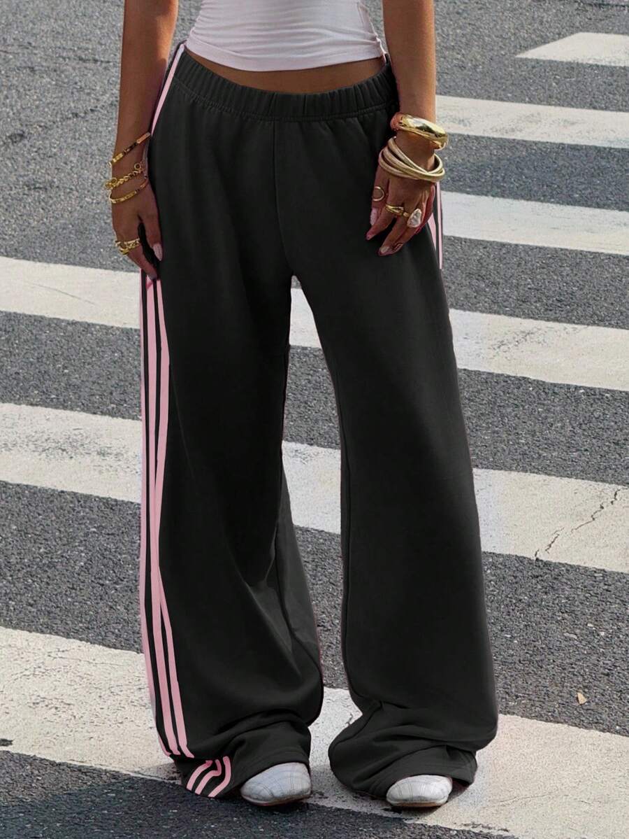 Women's Striped Knitted Wide-Leg Sweatpants