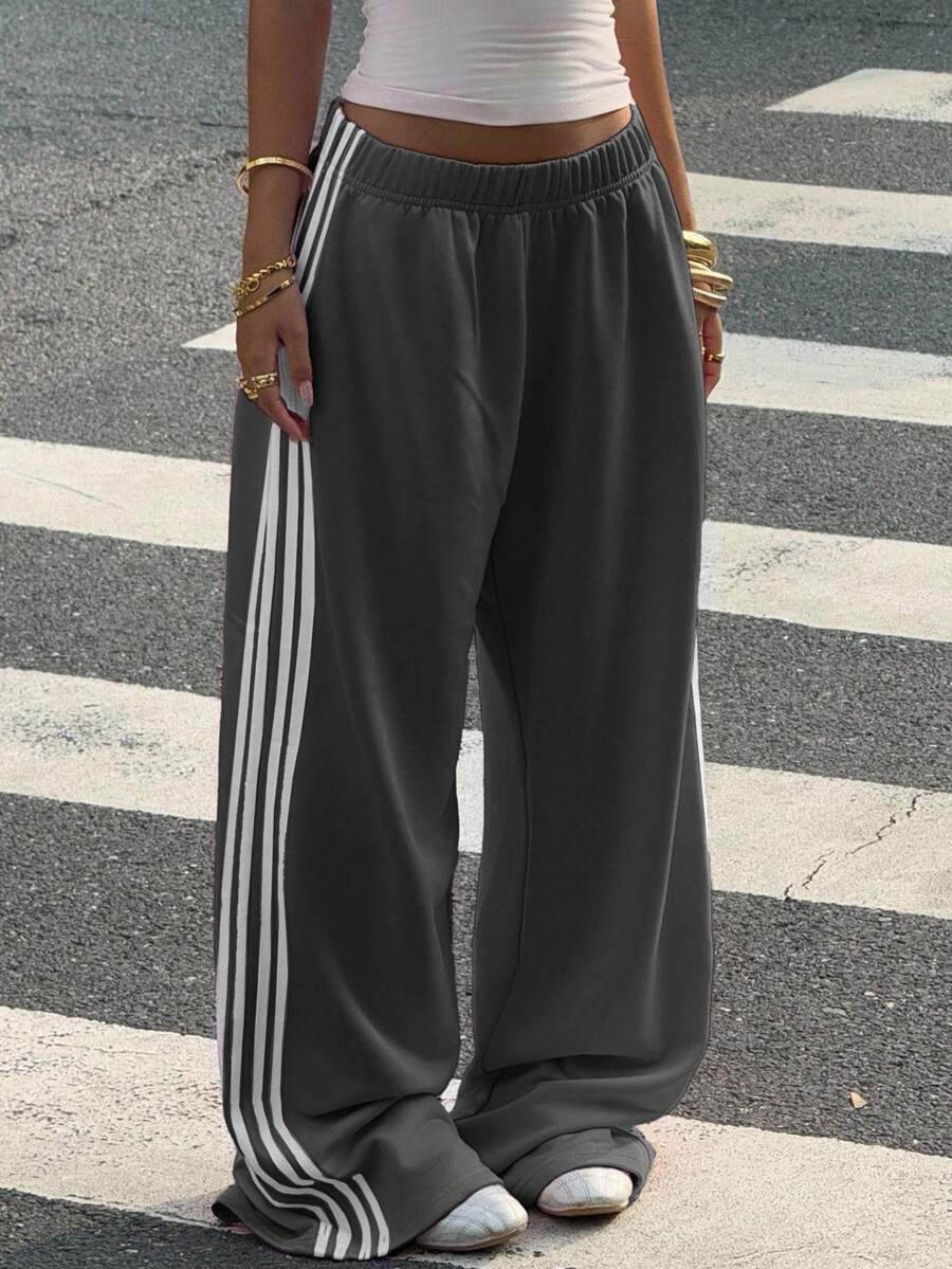 Women's Striped Knitted Wide-Leg Sweatpants