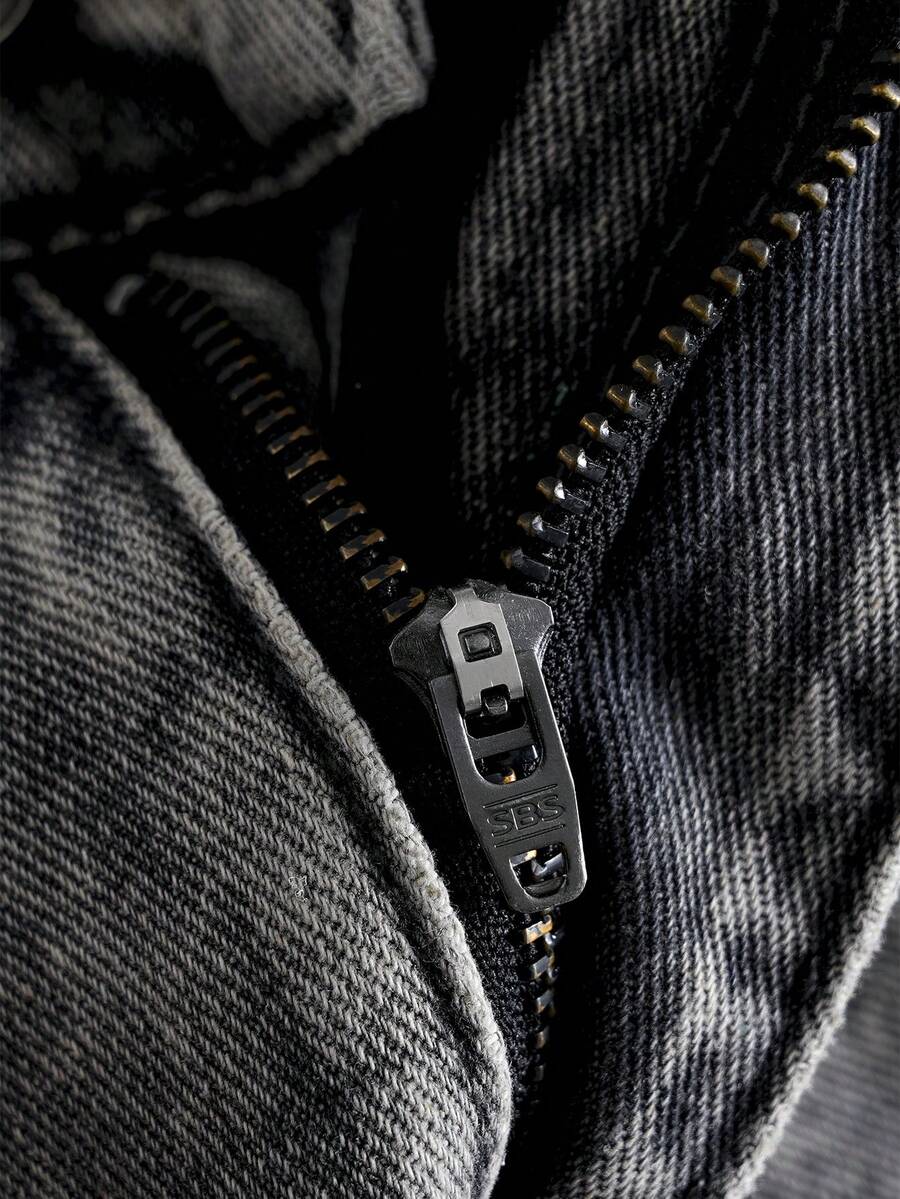 Men's Embroidered Pattern Punk Relaxed Fit Jeans