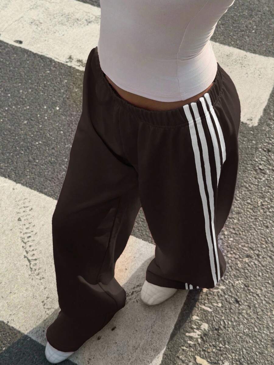 Women's Striped Knitted Wide-Leg Sweatpants