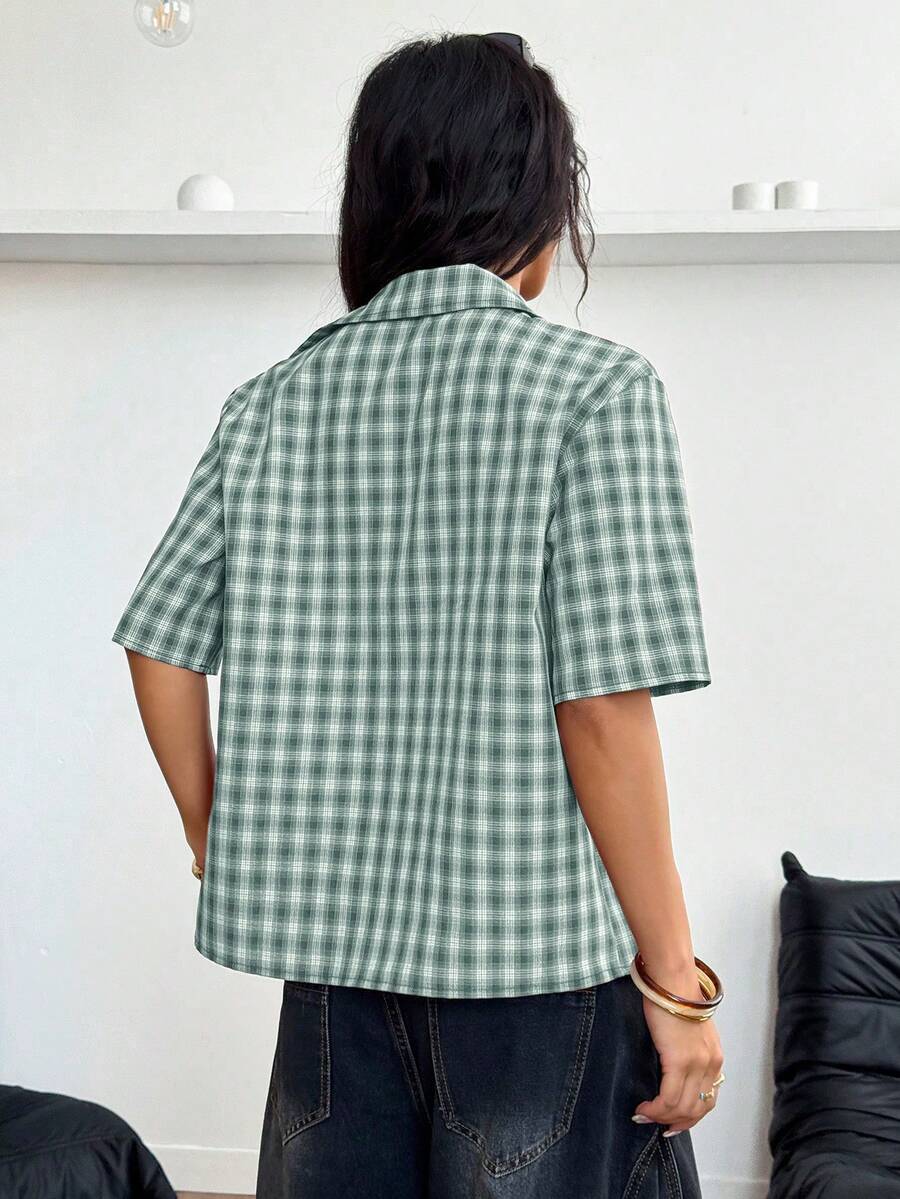 Women Crooped Zip Pocket Short Sleeve Shirt