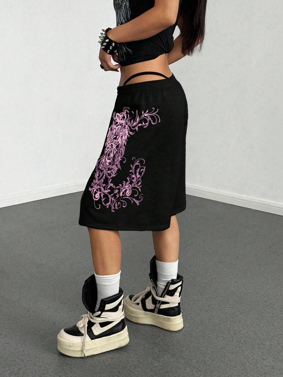 Women's Loose Fit Punk Print Capri Pants