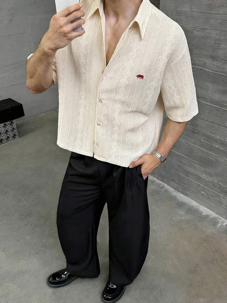 Men's Casual Fashionable Woven Short Sleeve Shirt With Embroidered Polar Bear Design, Suitable For Summer