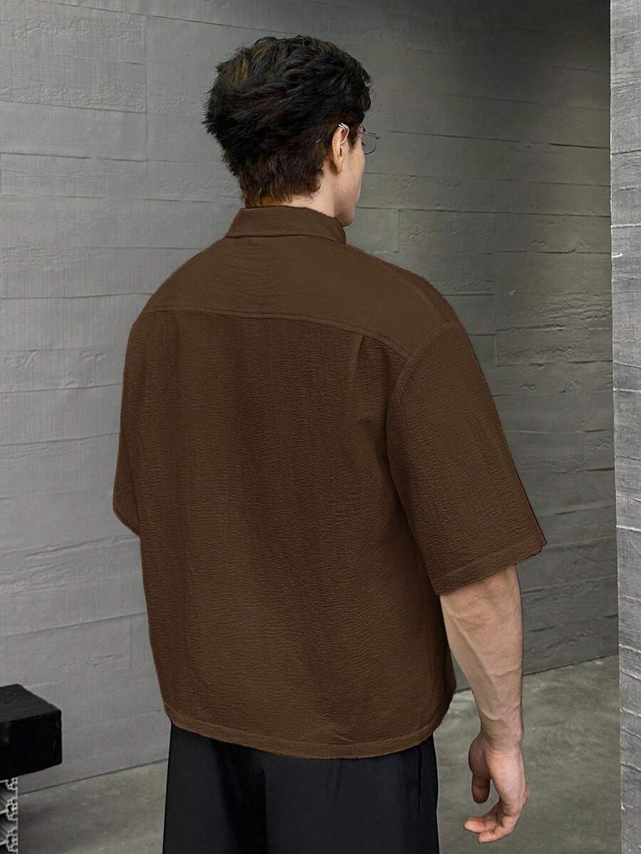 Men's Casual Fashionable Woven Short Sleeve Shirt With Embroidered Polar Bear Design, Suitable For Summer