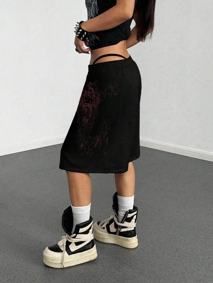 Women's Loose Fit Punk Print Capri Pants