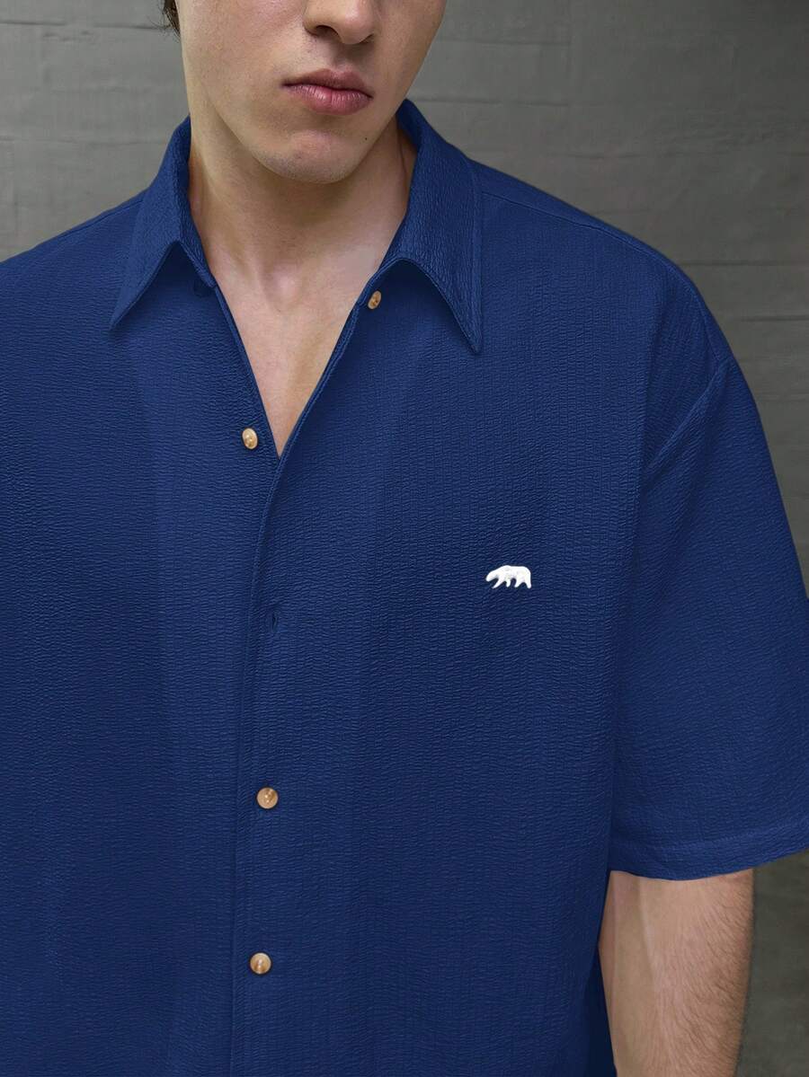 Men's Casual Fashionable Woven Short Sleeve Shirt With Embroidered Polar Bear Design, Suitable For Summer
