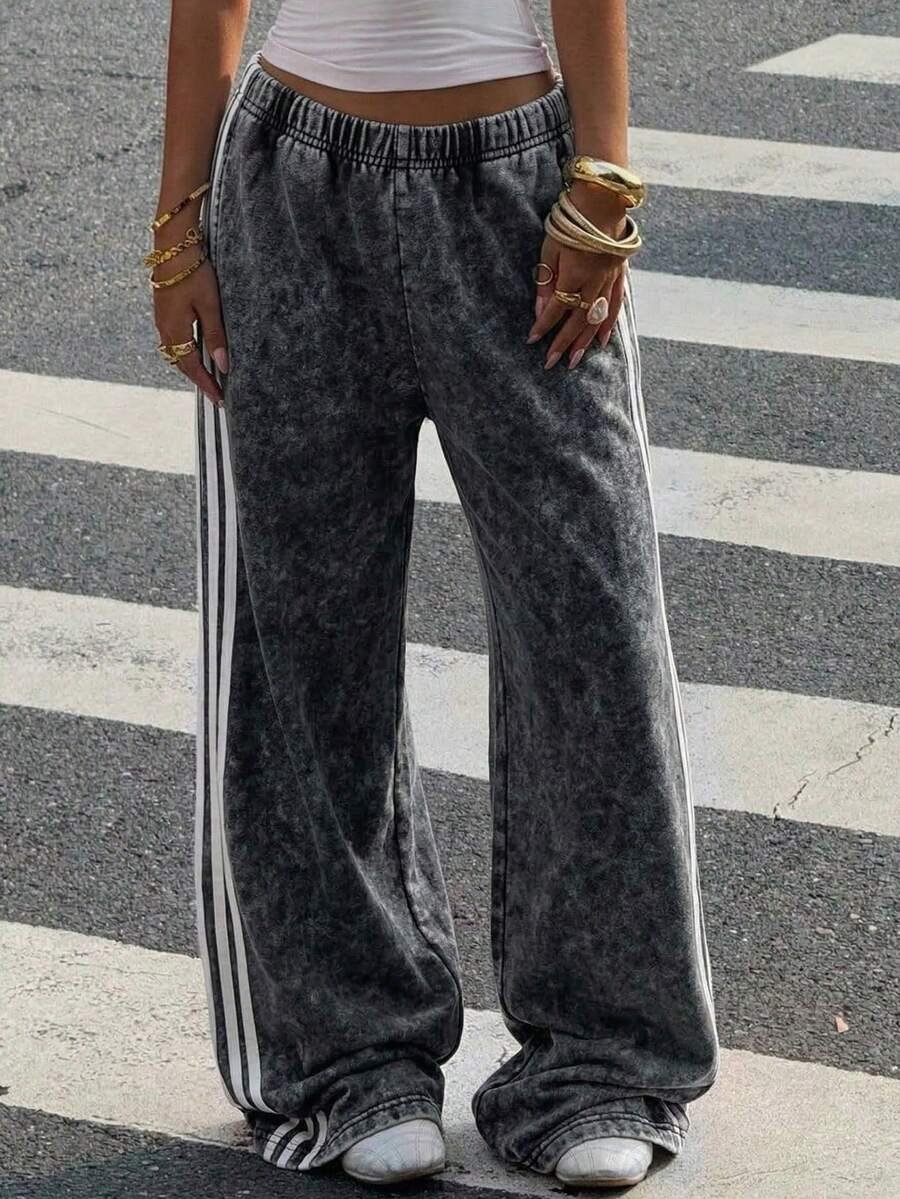 Women's Striped Knitted Wide-Leg Sweatpants