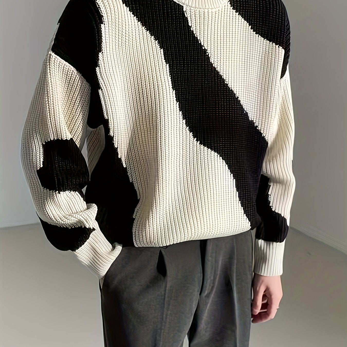 Men's Casual Striped Round Neck Sweater