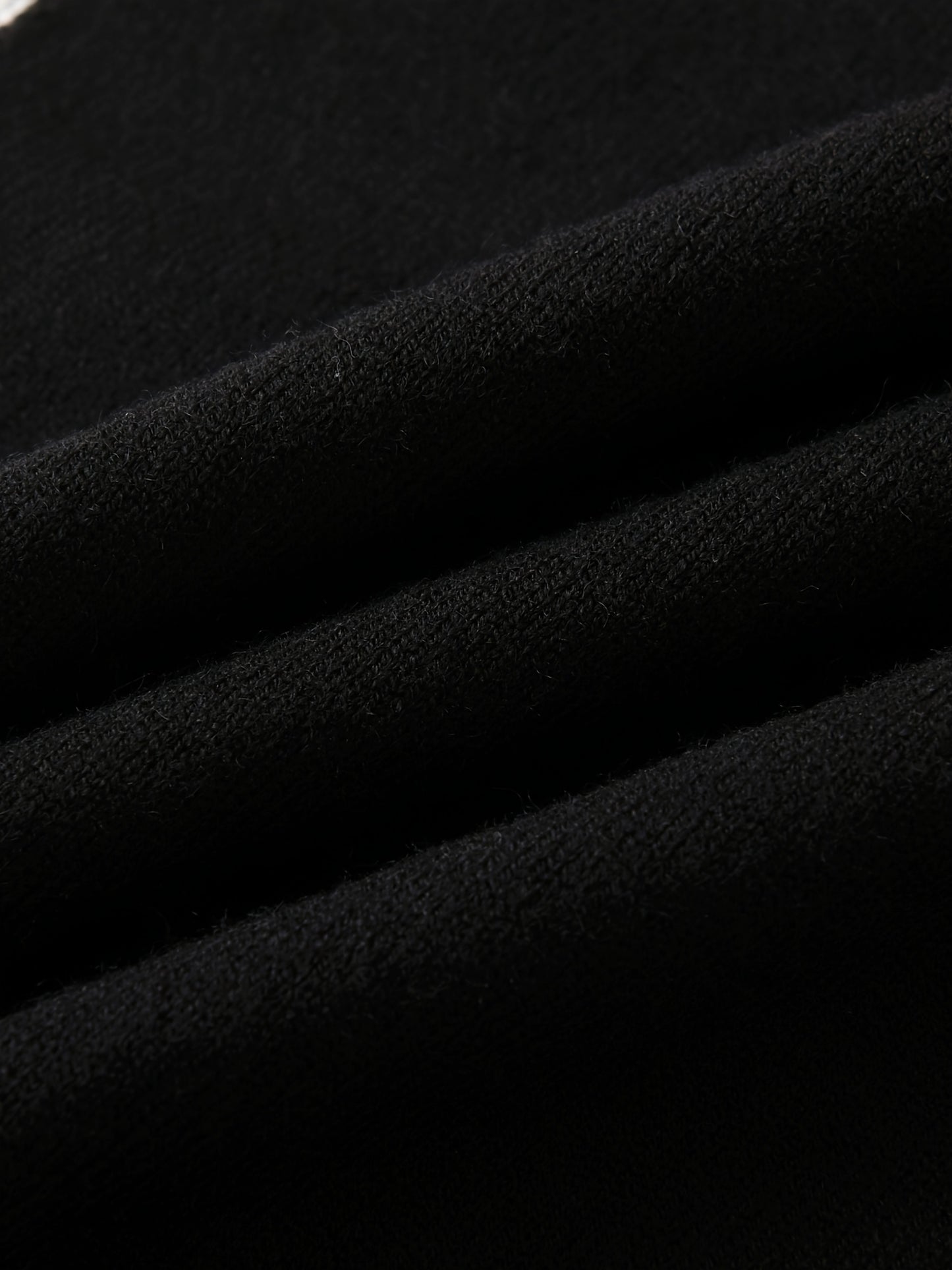 Men's Black & White Contrast Crew Neck Sweater