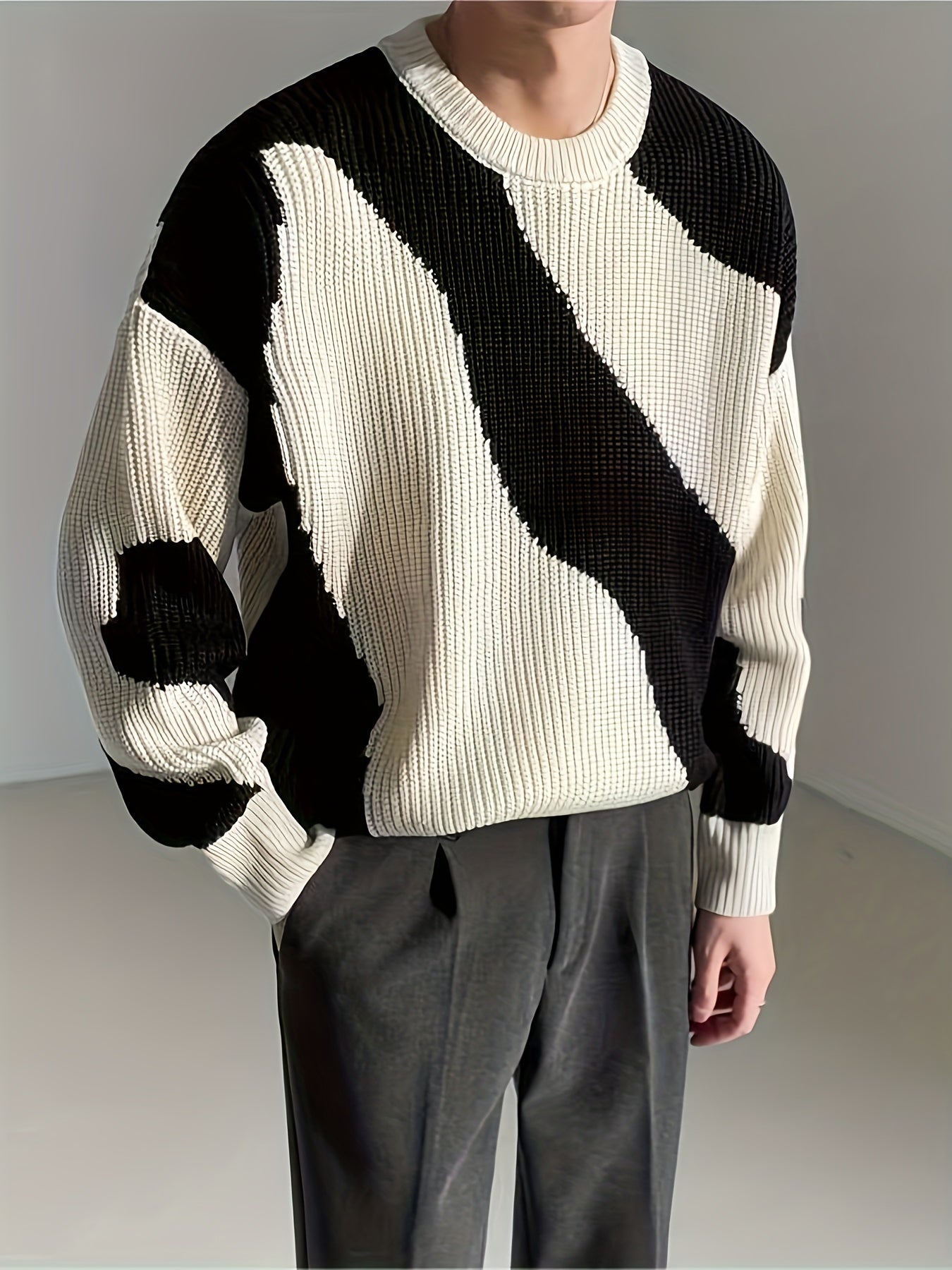 Men's Casual Striped Round Neck Sweater