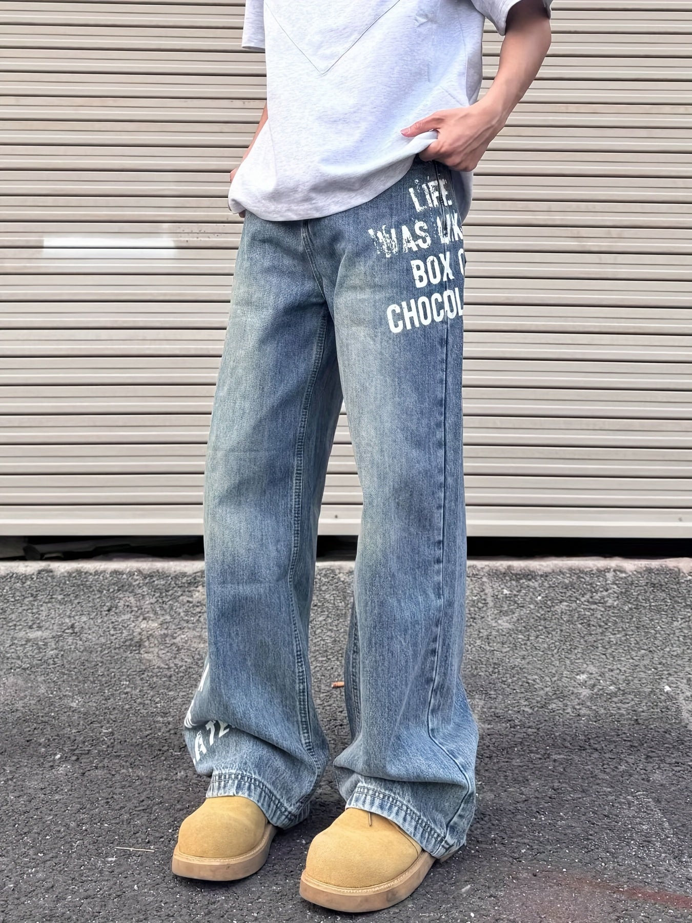 Men's Loose Fit Distressed Wash Jeans