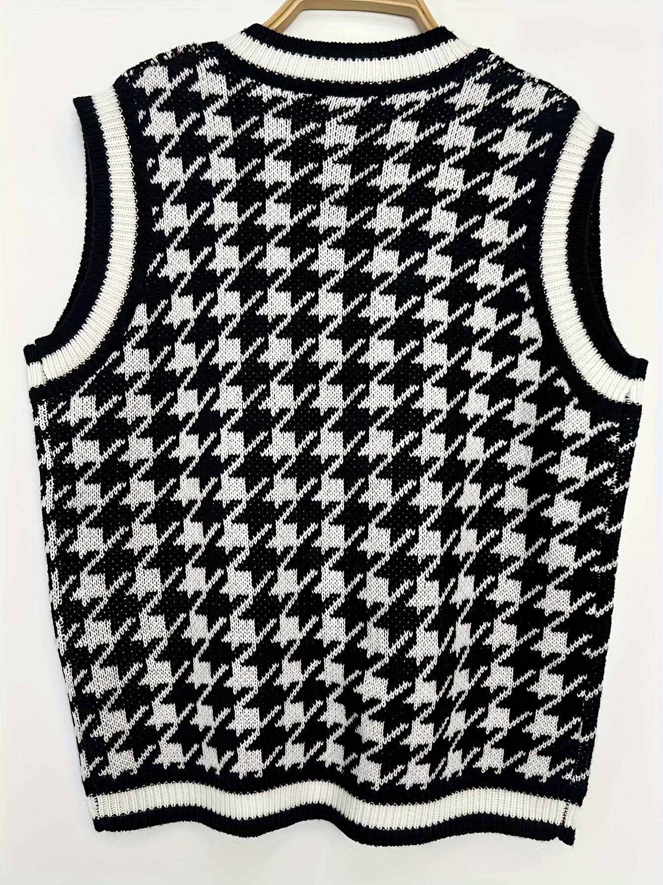 Houndstooth Print V Neck Sweater Vest